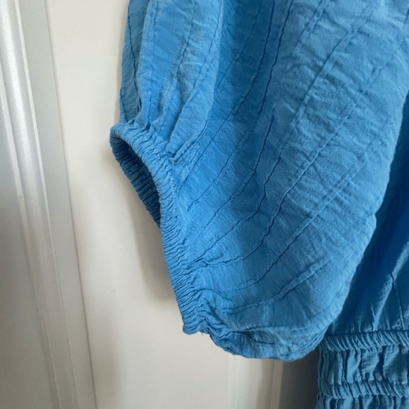 Destination 365 Petite V-Neck Button Front Midi - Picture 4 of 10